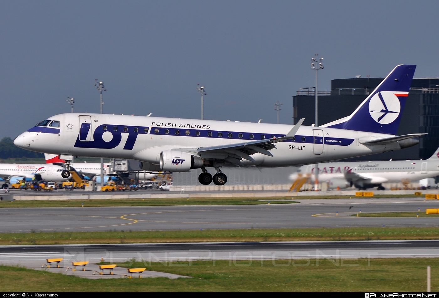 Embraer E175LR (ERJ-170-200LR) - SP-LIF operated by LOT Polish Airlines #e175 #embraer #embraer175 #embraer175lr #erj170200 #erj170200lr #erj175 #erj175lr #lot #lotpolishairlines