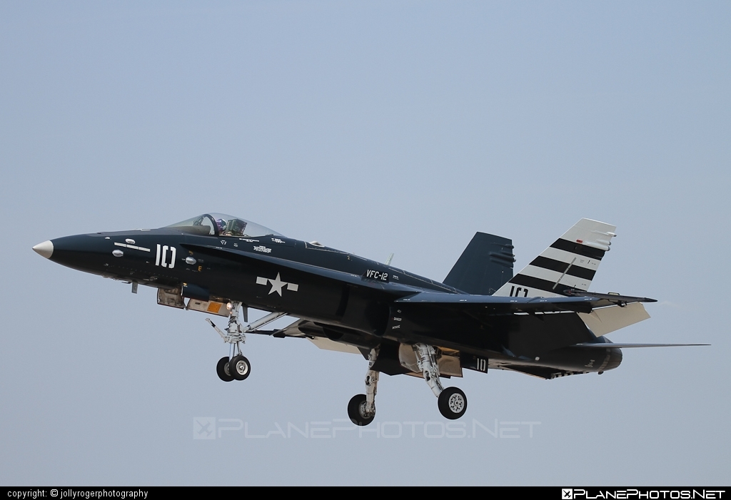 McDonnell Douglas F/A-18C Hornet - 164673 operated by US Navy (USN) #f18 #f18hornet #fa18 #fa18c #fa18hornet #mcDonnellDouglas