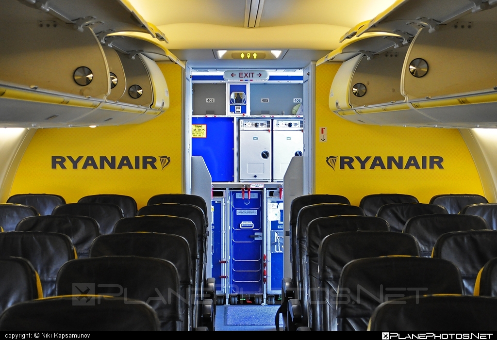 Boeing 737-800 - EI-EKI operated by Ryanair #b737 #b737nextgen #b737ng #boeing #boeing737 #ryanair