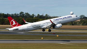 Airbus A321-231 - TC-JSS operated by Turkish Airlines