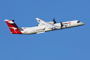 Bombardier DHC-8-Q402 Dash 8 - VH-QOB operated by QantasLink (Sunstate Airlines)