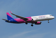 Airbus A321-231 - HA-LXU operated by Wizz Air
