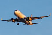 Airbus A320-232 - EC-MXG operated by Vueling Airlines