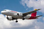 Airbus A319-111 - EC-KMD operated by Iberia