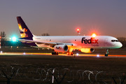 Boeing 757-200SF - N901FD operated by FedEx Express