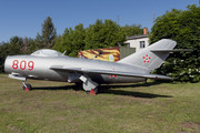 Mikoyan-Gurevich MiG-15bis - 809 operated by Magyar Néphadsereg (Hungarian People's Army)