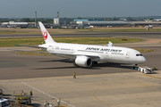 Boeing 787-8 Dreamliner - JA837J operated by Japan Airlines (JAL)