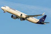 Airbus A321-271NX - D-AIEA operated by Lufthansa