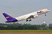 Boeing 757-200SF - N923FD operated by FedEx Express