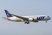 Boeing 787-8 Dreamliner - SP-LRC operated by LOT Polish Airlines