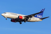 Boeing 737-700 - LN-TUJ operated by Scandinavian Airlines (SAS)