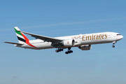 Boeing 777-300ER - A6-EGZ operated by Emirates