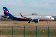Airbus A320-214 - VP-BIX operated by Aeroflot
