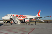Airbus A320-214 - OE-LMJ operated by LaudaMotion
