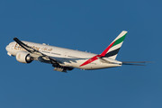 Boeing 777-200LR - A6-EWJ operated by Emirates
