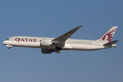 Boeing 787-9 Dreamliner - A7-BHF operated by Qatar Airways