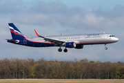 Airbus A321-211 - VP-BES operated by Aeroflot