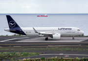 Airbus A320-271N - D-AINQ operated by Lufthansa