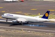 Airbus A321-231 - D-AISX operated by Lufthansa