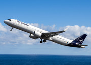 Airbus A321-271NX - D-AIEO operated by Lufthansa