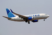 Boeing 737-700 - N24715 operated by United Airlines