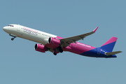 Airbus A321-271NX - 9H-WAG operated by Wizz Air