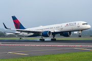 Boeing 757-200 - N542US operated by Delta Air Lines