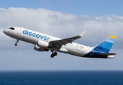 Airbus A320-214 - D-AIUR operated by Discover Airlines