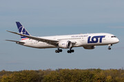 Boeing 787-9 Dreamliner - SP-LSG operated by LOT Polish Airlines