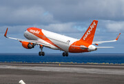 Airbus A320-214 - OE-IDX operated by easyJet Europe
