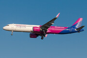 Airbus A321-271NX - HA-LVF operated by Wizz Air