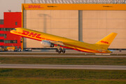 Boeing 757-200PCF - OE-LNC operated by DHL Air Austria