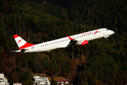 Embraer E195LR (ERJ-190-200LR) - OE-LWK operated by Austrian Airlines