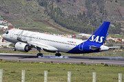 Airbus A320-251N - EI-SIL operated by Scandinavian Airlines (SAS)