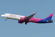 Airbus A321-271NX - HA-LZM operated by Wizz Air