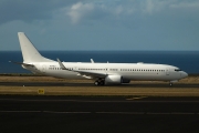Boeing 737-900ER - N374BJ operated by Private operator