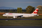 Airbus A320-214 - HB-IJL operated by Swiss International Air Lines