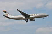 Airbus A330-243 - A6-EYL operated by Etihad Airways