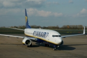 Boeing 737-800 - EI-DYX operated by Ryanair