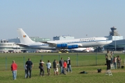 Boeing 707-3K1C - YR-ABB operated by Forţele Aeriene Române (Romanian Air Force)