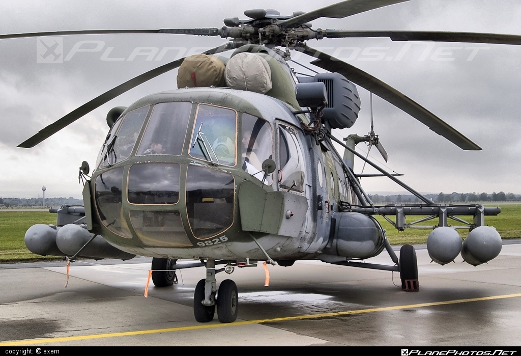Mil Mi-171Sh - 9825 operated by Vzdušné síly AČR (Czech Air Force) #czechairforce #mi171 #mi171sh #mil #mil171 #milhelicopters #natodays #natodays2008 #vzdusnesilyacr