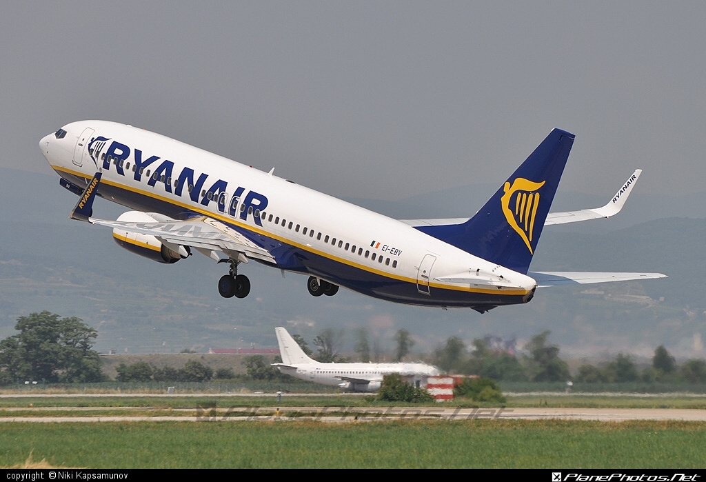 Boeing 737-800 - EI-EBV operated by Ryanair #b737 #b737nextgen #b737ng #boeing #boeing737 #ryanair