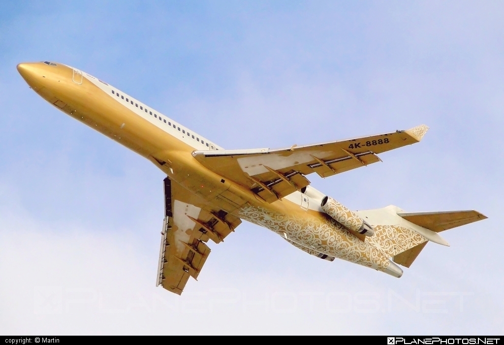 Boeing 727-200 Advanced - 4K-8888 operated by SW Business Aviation #b727 #boeing #boeing727