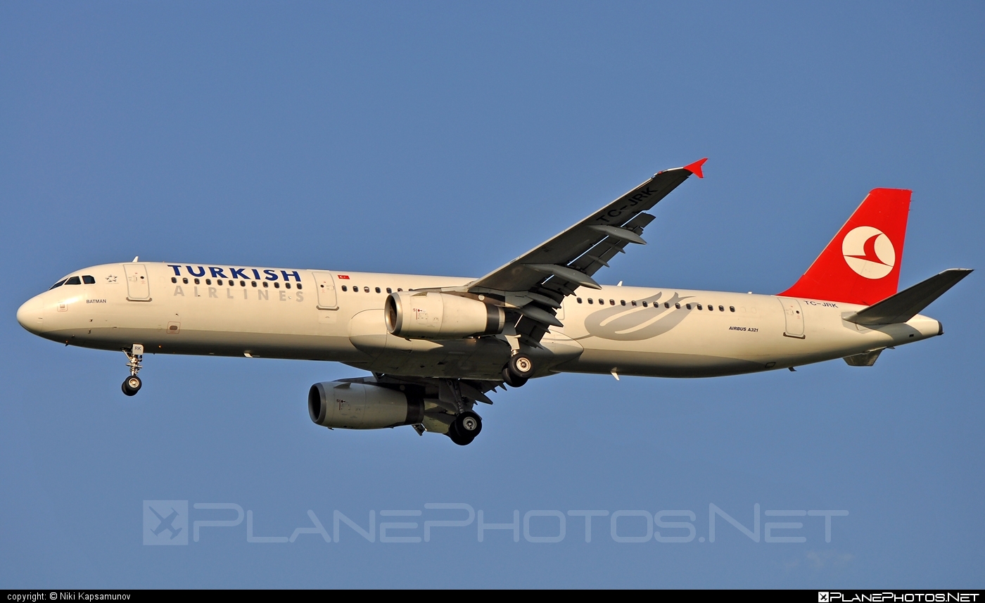 Airbus A321-231 - TC-JRK operated by Turkish Airlines #a320family #a321 #airbus #airbus321 #turkishairlines
