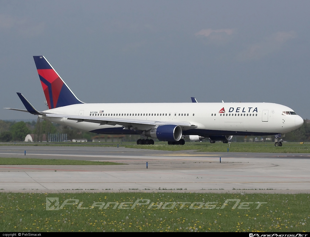 Boeing 767-300ER - N172DN operated by Delta Air Lines #b767 #b767er #boeing #boeing767 #deltaairlines