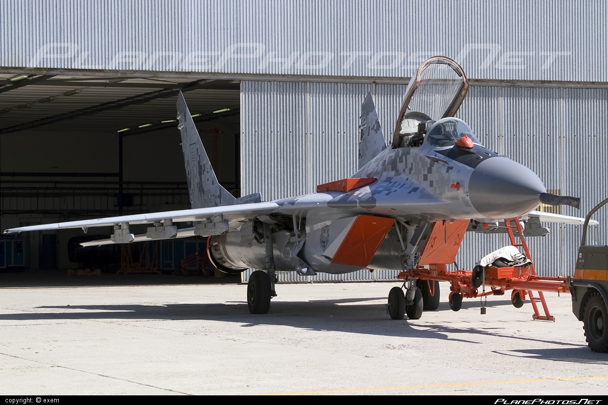 Mikoyan-Gurevich MiG-29AS - 0619 operated by Vzdušné sily OS SR (Slovak Air Force) #mig #mig29 #mig29as #mikoyangurevich #slovakairforce #vzdusnesilyossr