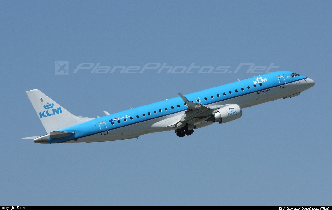 Embraer E190STD (ERJ-190-100STD) - PH-EZH operated by KLM Cityhopper #e190 #e190100 #e190100std #e190std #embraer #embraer190 #embraer190100std #embraer190std #klm #klmcityhopper