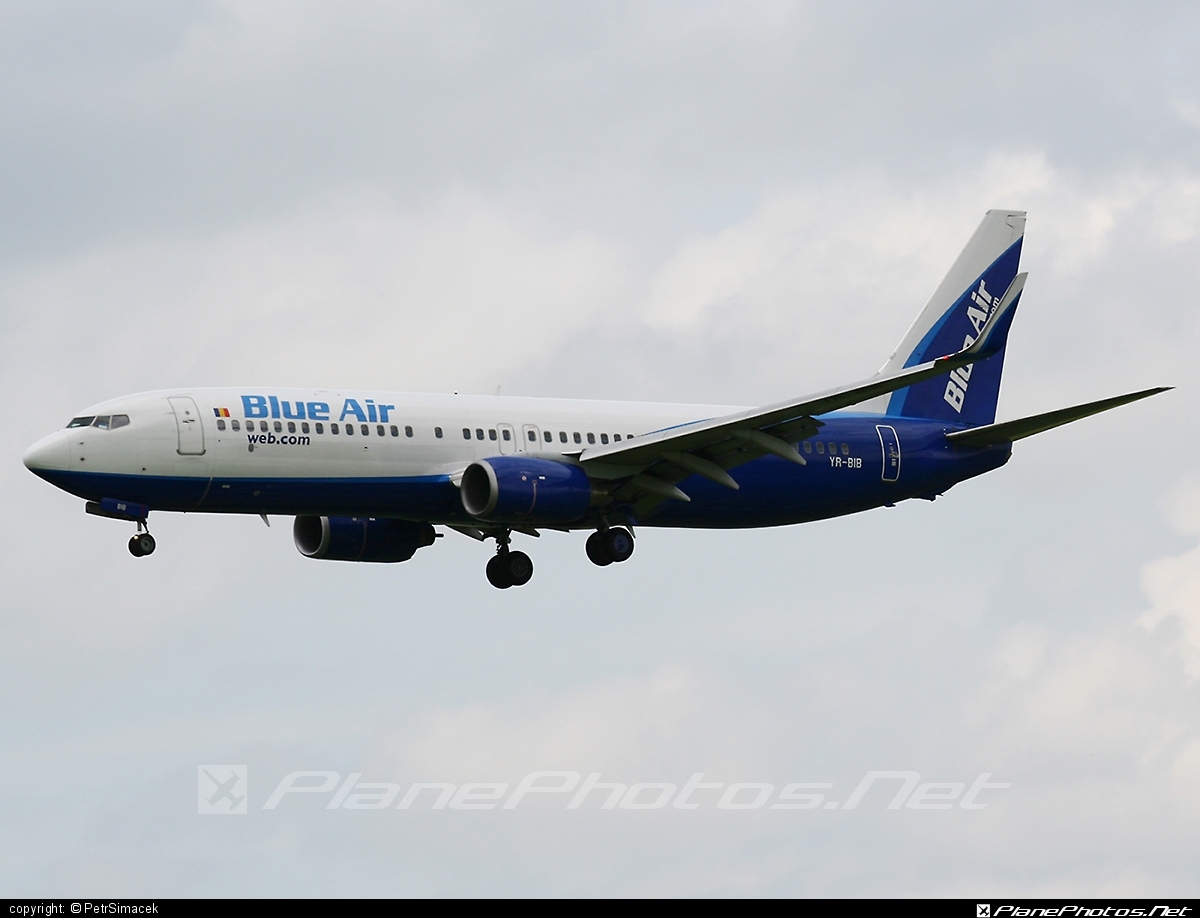 Boeing 737-800 - YR-BIB operated by Blue Air #b737 #b737nextgen #b737ng #boeing #boeing737