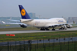 D-ABVZ - Boeing 747-400 operated by Lufthansa taken by NikiKaps