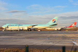 HL7629 - Boeing 747-8F operated by Korean Air Cargo taken by